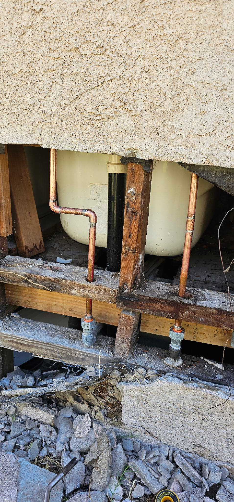 Wall plumbing repair